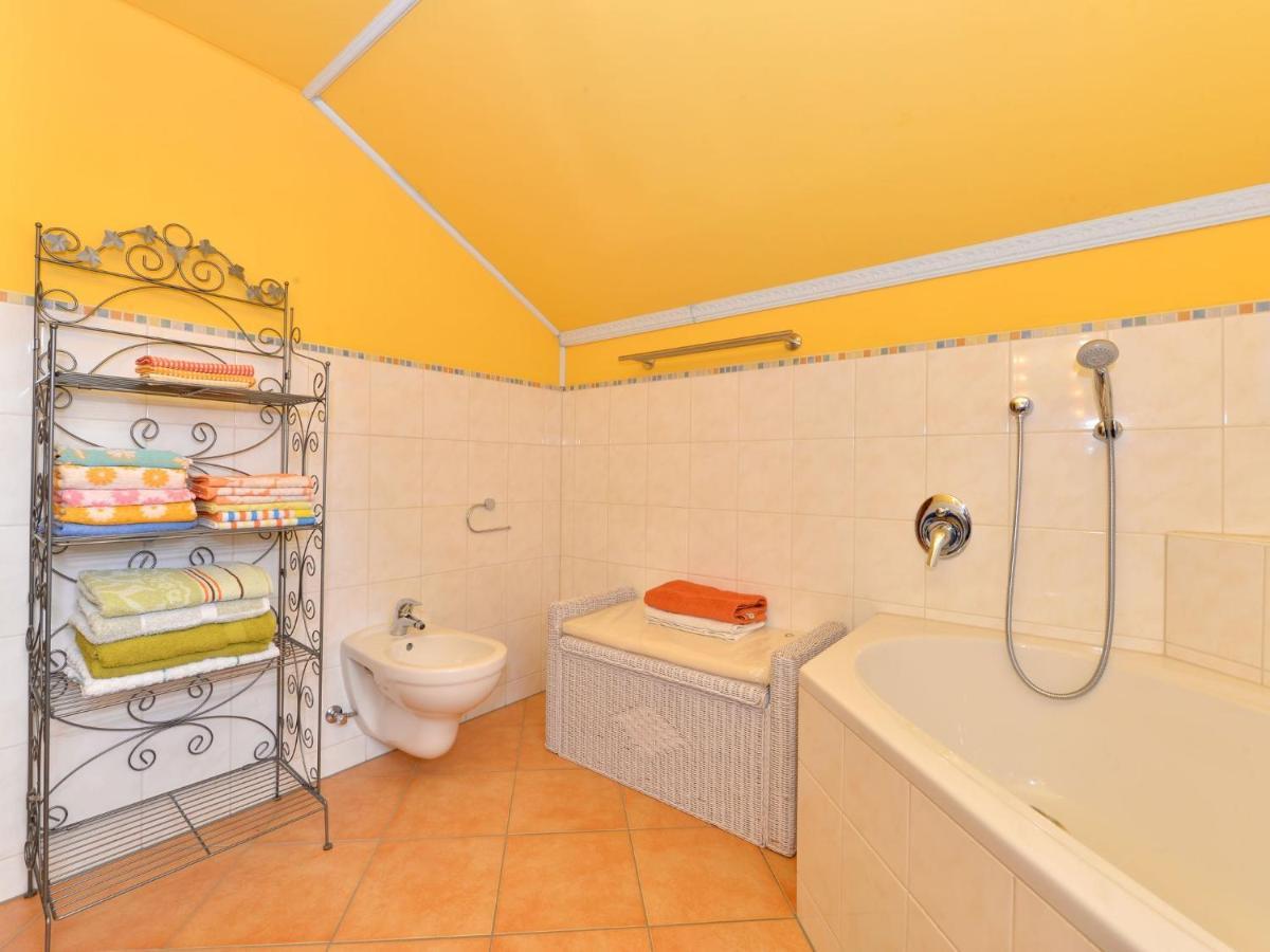 Comfort Apartment With Balcony In The Beautiful Bavarian Forest Drachselsried Zimmer foto